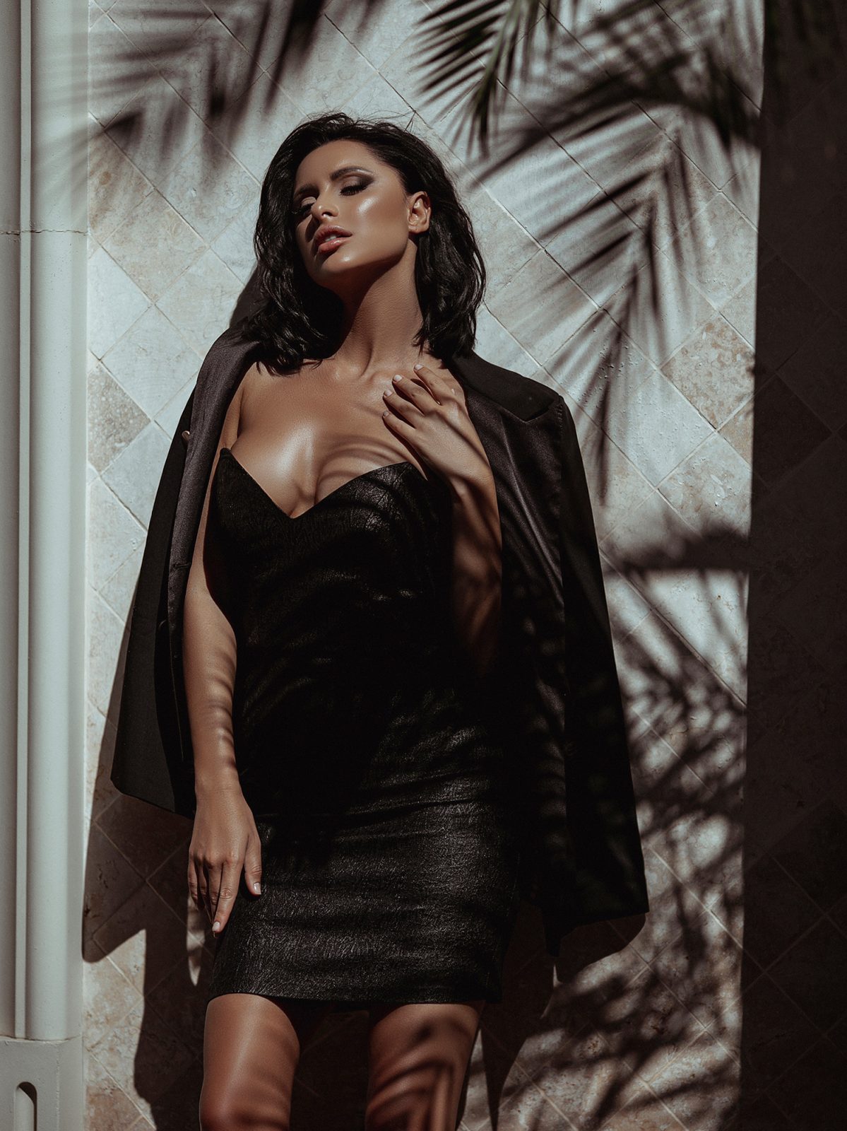 What to Wear Over a Formal Dress When Outside Still Cold Weather: Stay Warm & Stylish